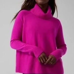 Athleta Wool Cashmere Aspen Turtleneck Sweater Size Medium